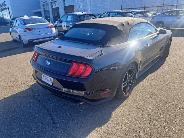 2022 Ford Mustang EcoBoost Premium