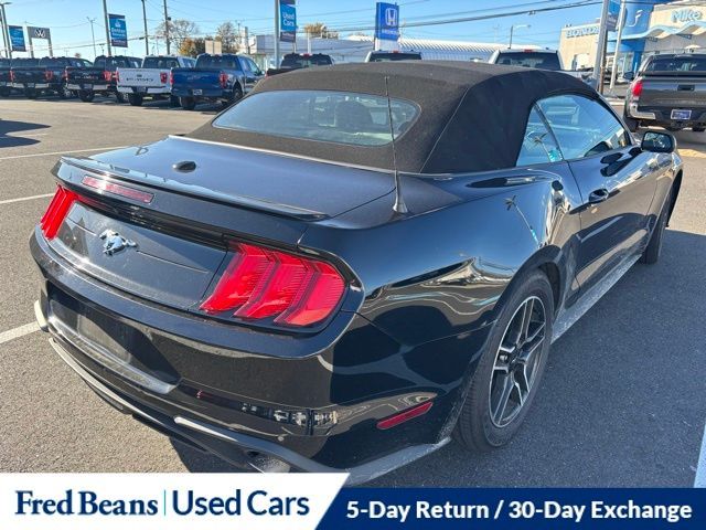 2022 Ford Mustang EcoBoost Premium