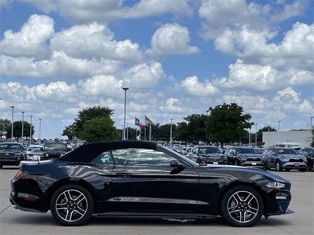 2022 Ford Mustang EcoBoost Premium