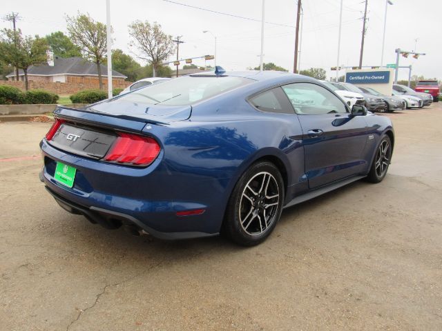 2022 Ford Mustang 