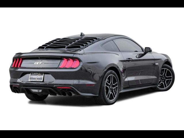 2022 Ford Mustang 