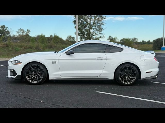 2022 Ford Mustang Mach 1