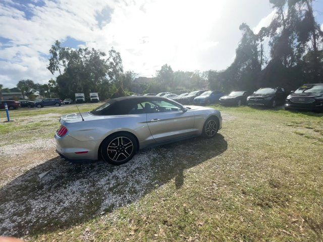 2022 Ford Mustang 