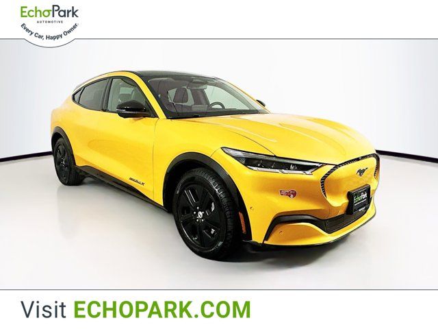 2022 Ford Mustang Mach-E California Route 1
