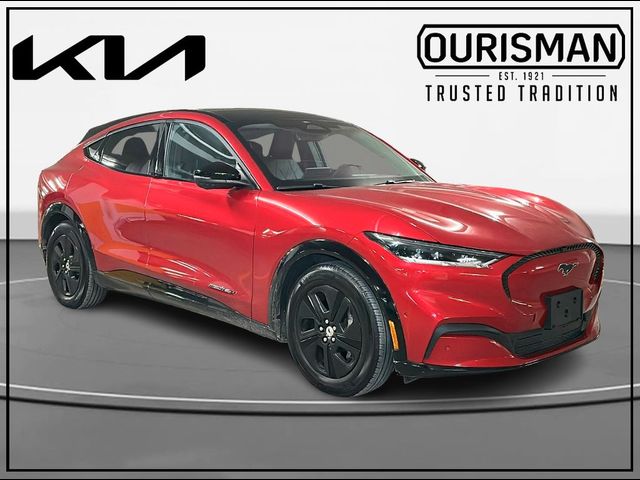 2022 Ford Mustang Mach-E California Route 1