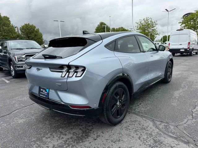 2022 Ford Mustang Mach-E California Route 1