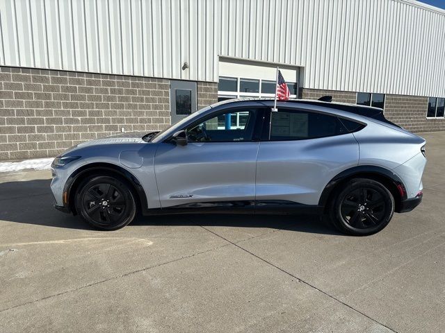 2022 Ford Mustang Mach-E California Route 1