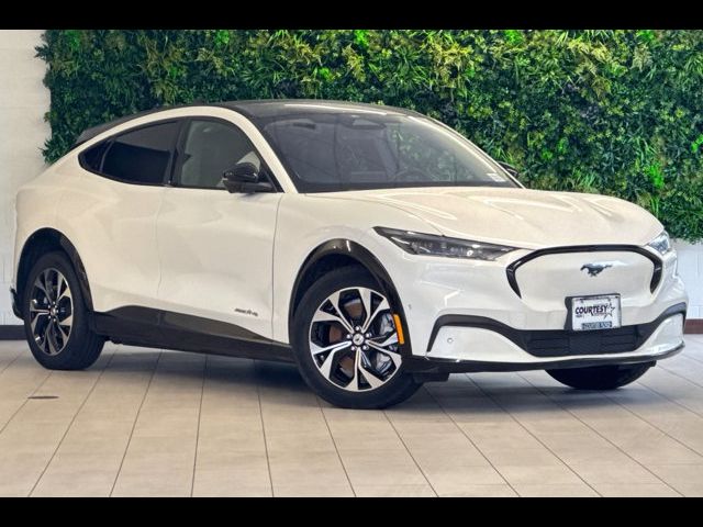 2022 Ford Mustang Mach-E Premium