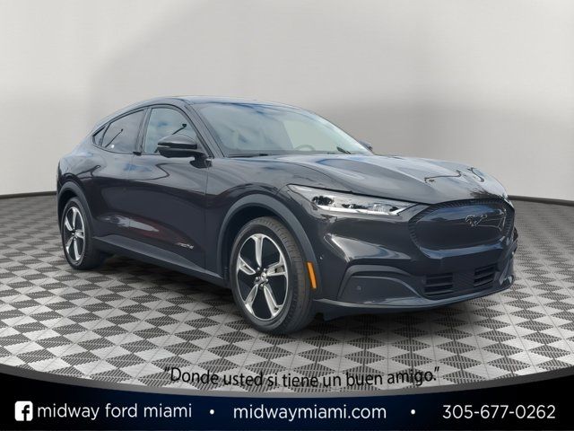 2022 Ford Mustang Mach-E Select