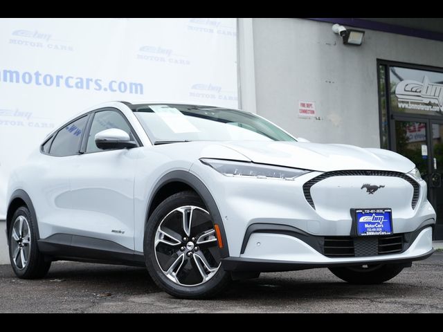 2022 Ford Mustang Mach-E Select