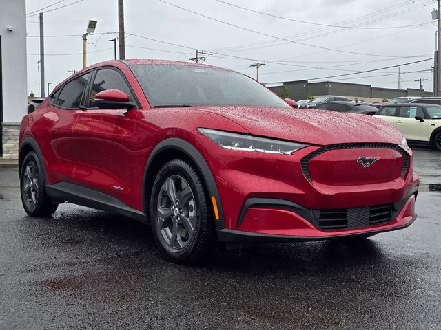 2022 Ford Mustang Mach-E Select