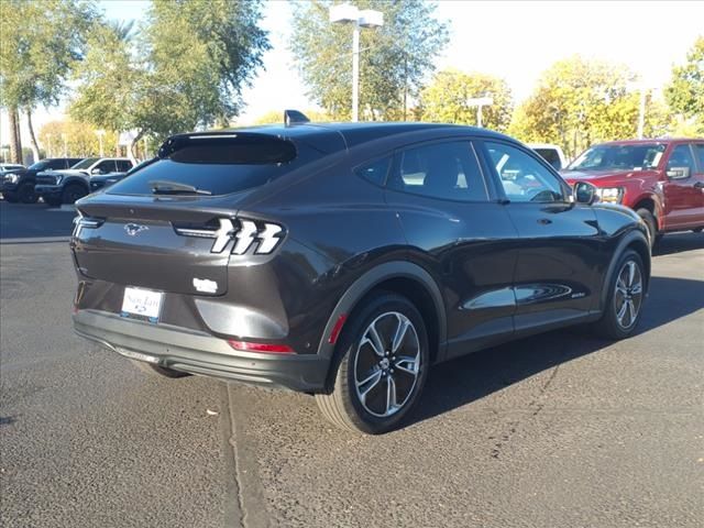 2022 Ford Mustang Mach-E Select