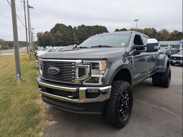 2022 Ford F-350 Lariat