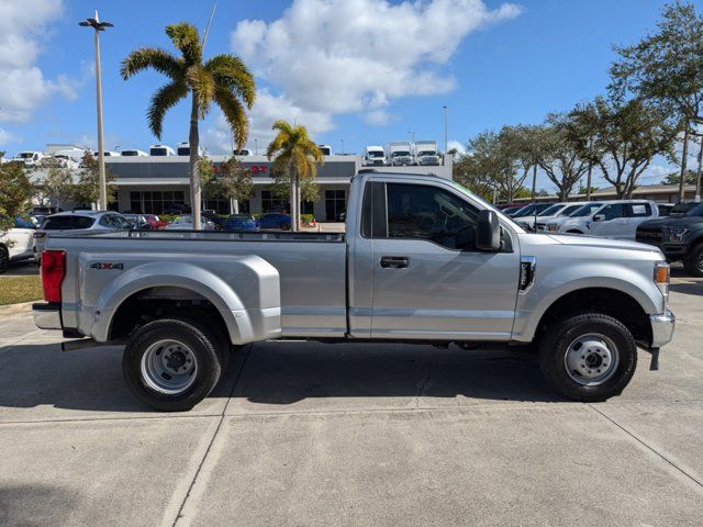 2022 Ford F-350 XL