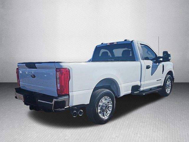 2022 Ford F-350 XL