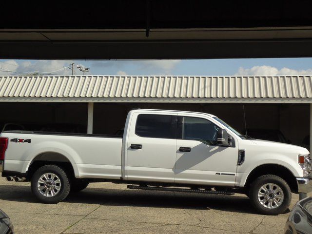 2022 Ford F-350 XLT