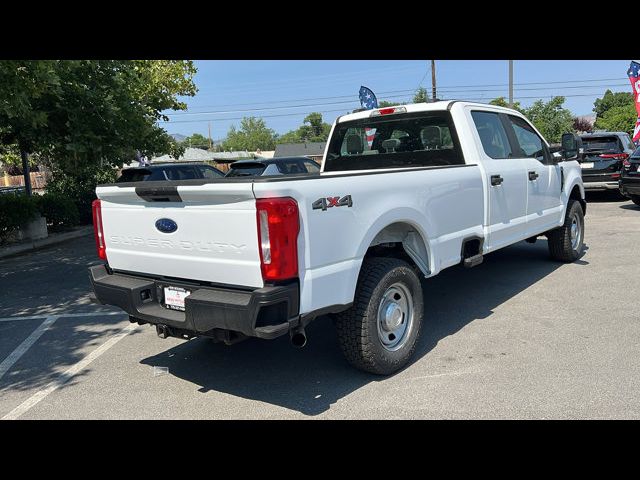 2022 Ford F-350 XL