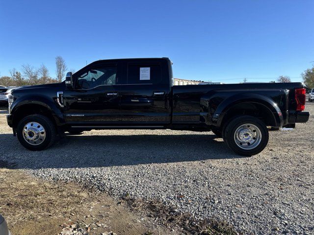 2022 Ford F-450 Platinum