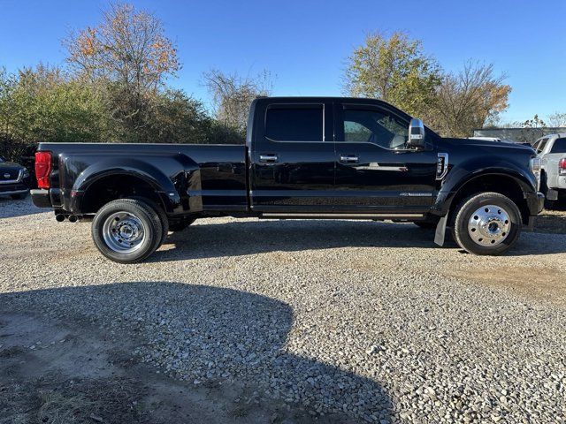 2022 Ford F-450 Platinum