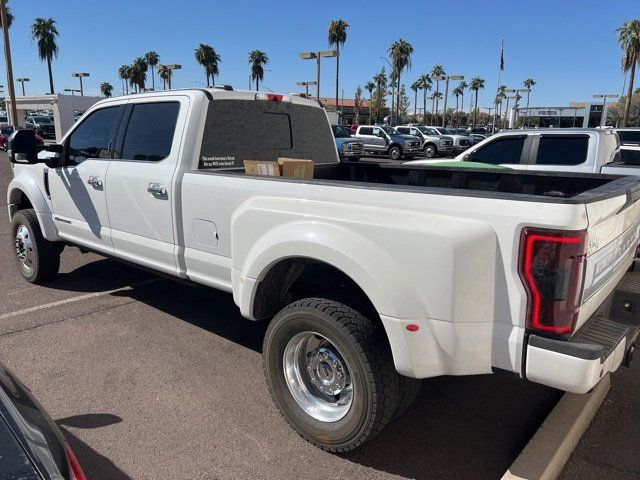 2022 Ford F-450 Platinum