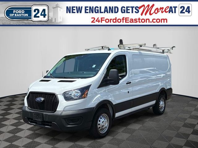 2022 Ford Transit Base