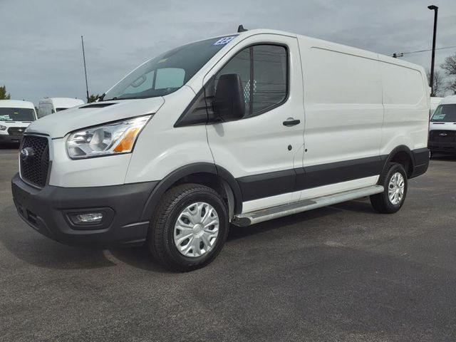 2022 Ford Transit Base