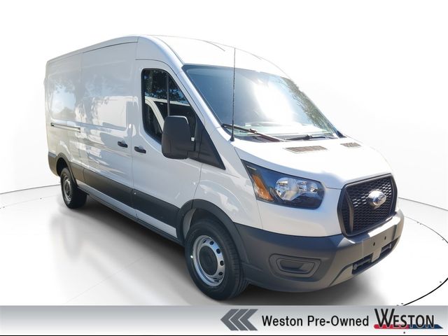 2022 Ford Transit Base