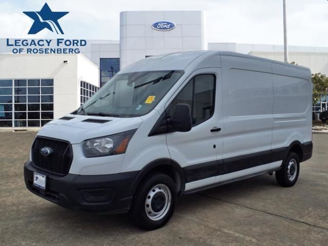 2022 Ford Transit Base