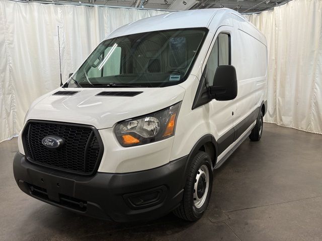 2022 Ford Transit Base