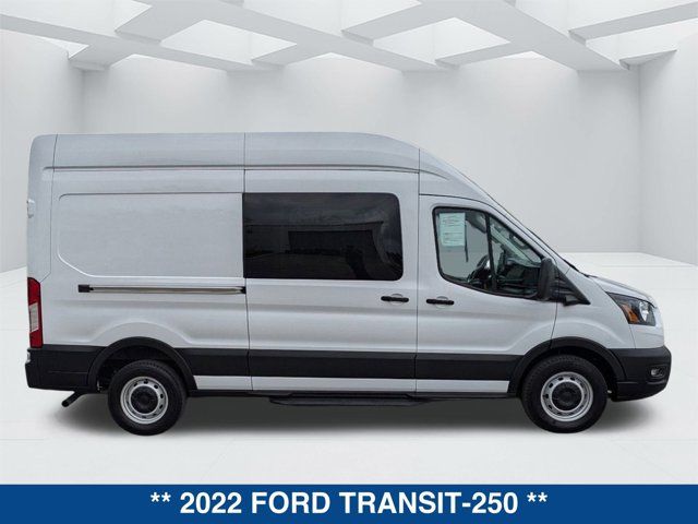 2022 Ford Transit Base