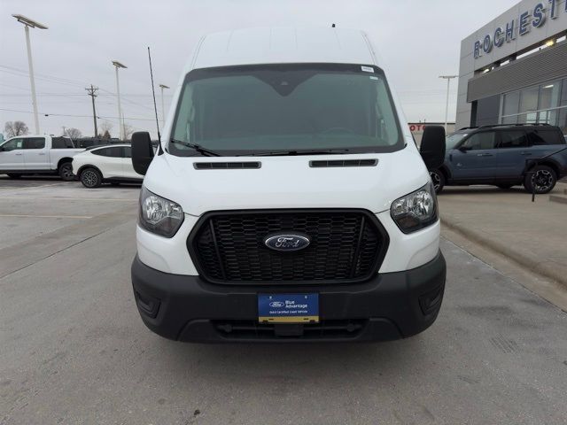 2022 Ford Transit Base