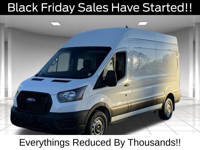 2022 Ford Transit Base