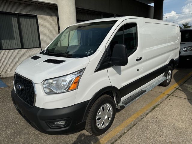 2022 Ford Transit Base