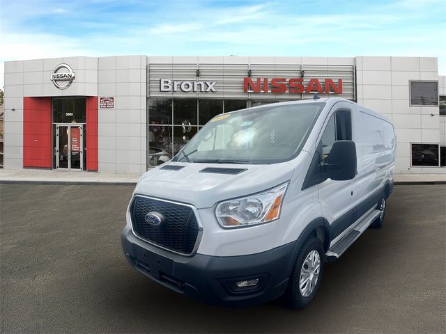 2022 Ford Transit Base