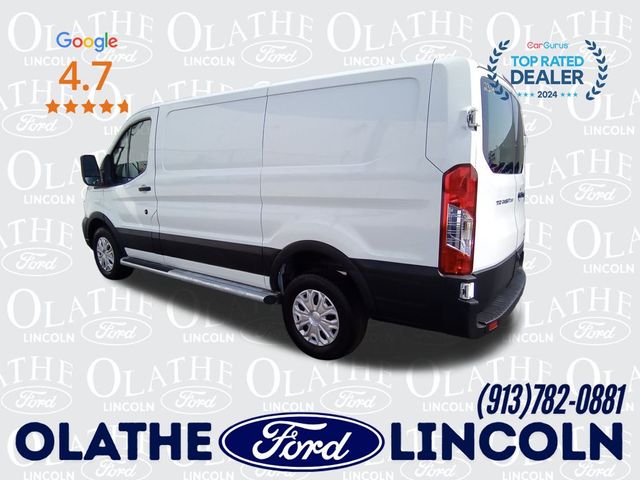 2022 Ford Transit Base