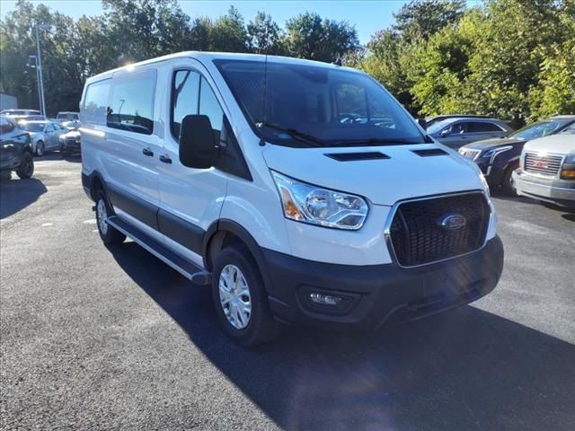 2022 Ford Transit Base