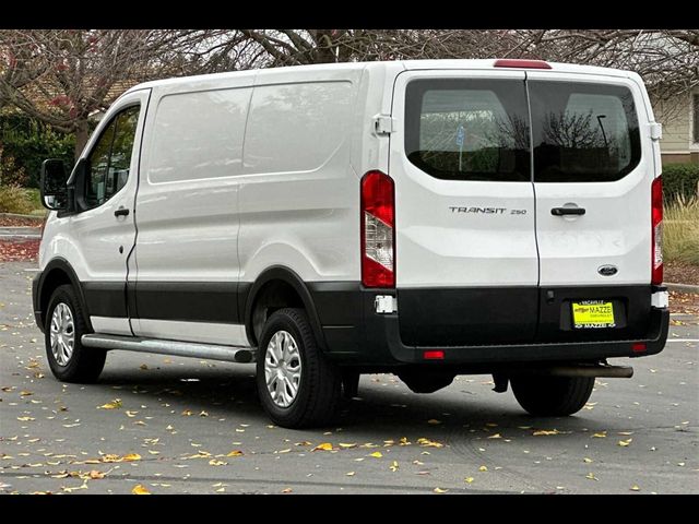 2022 Ford Transit Base