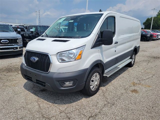 2022 Ford Transit Base