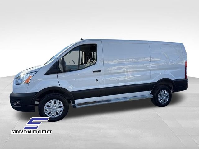 2022 Ford Transit Base