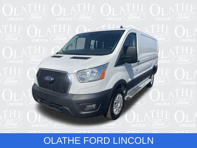 2022 Ford Transit Base