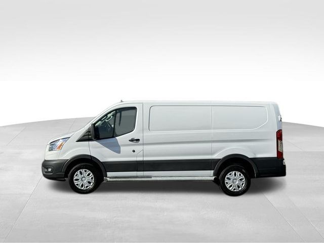 2022 Ford Transit Base