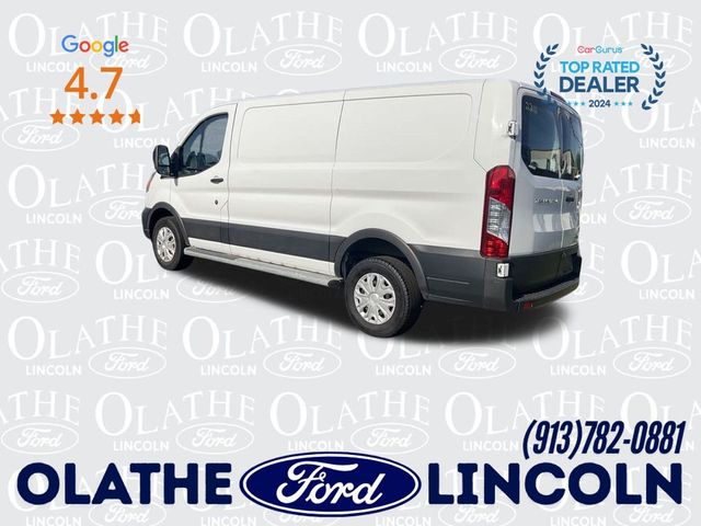 2022 Ford Transit Base