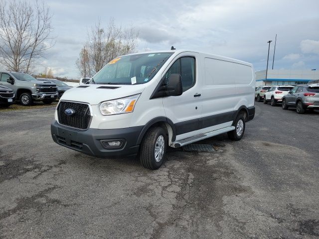 2022 Ford Transit Base