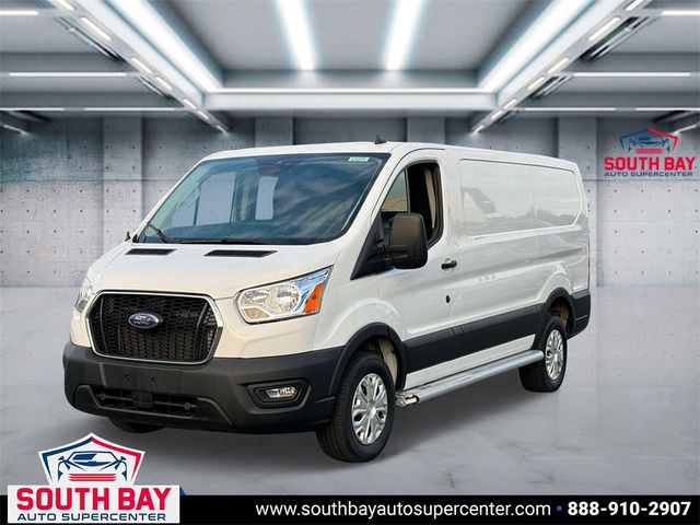 2022 Ford Transit Base