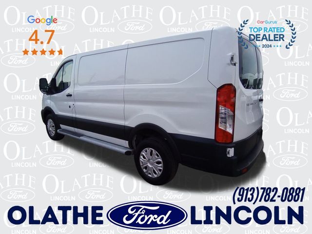 2022 Ford Transit Base