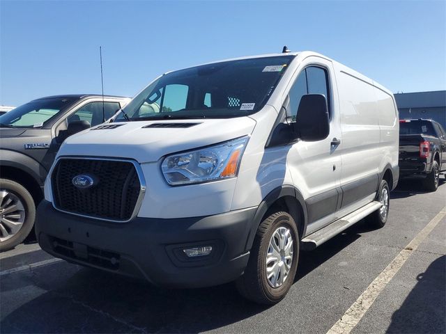 2022 Ford Transit Base