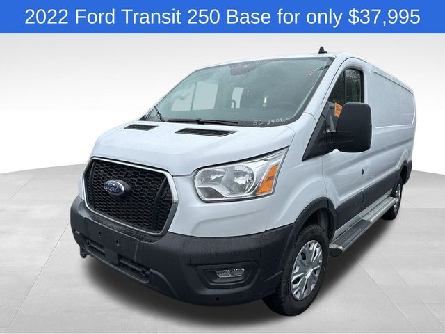 2022 Ford Transit Base