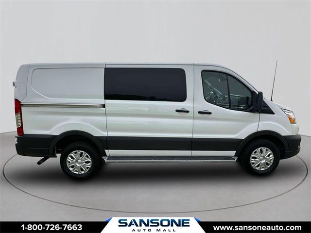 2022 Ford Transit Base