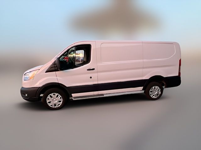 2022 Ford Transit Base