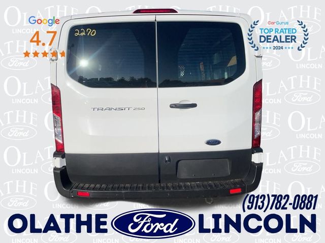 2022 Ford Transit Base